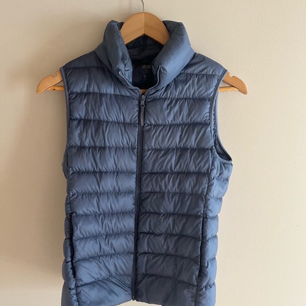 Uniqlo vest